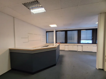 Say hello to: Handwerker und Dienstleistungshof in Wandsbek, 22047 Hamburg, Bürohaus