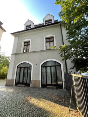 Say Servus to: Urbane Idylle mit Blick auf den Rosenaupark, 90429 Nürnberg, Bürohaus