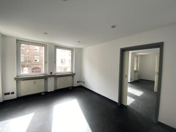 Say hello to: Geräumige Gewerbefläche zur Vermietung!, 90459 Nürnberg, Praxisfläche