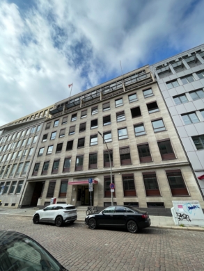 Say hello to: Helles Büro auf der Cremon Insel, 20457 Hamburg, Bürofläche