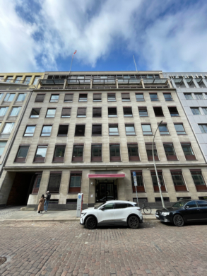 Say hello to: Helles Büro auf der Cremon Insel, 20457 Hamburg, Bürofläche