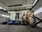 Bild - Say hello to: Zentralgelgene Halle im Industriegebiet Klingenhof