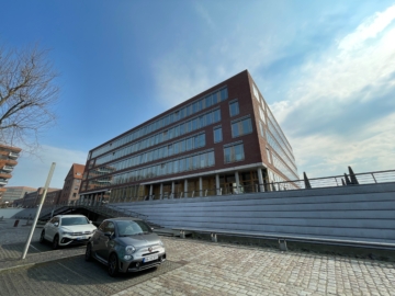 Say Hello To: Helle Büros direkt am Wasser, 22763 Hamburg, Bürofläche