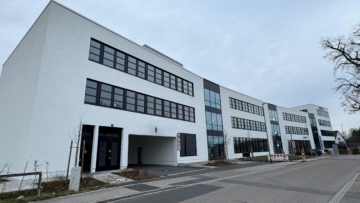 Say hello to: Attraktive Büro- und Praxisfläche direkt vom Eigentümer, 91126 Schwabach, Bürofläche
