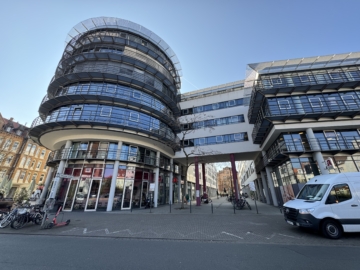 Say hello to: Moderne Büro- und Einzelhandelsflächen in der Calenberger Esplanade, 30169 Hannover, Bürohaus