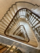 Treppenhaus - Say hello to: Büroflächen im historischen Mönckeberghaus