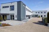 WS_Gebaeude_2025_17 - Say hello to: Attraktive Büroimmobilie in Burgwedel – modernisiert und vielseitig nutzbar