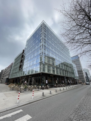 Say hello to: Einzelhandel Hafencity – hochwertige Mietfläche am Sandtorpark, 20457 Hamburg, Bürohaus